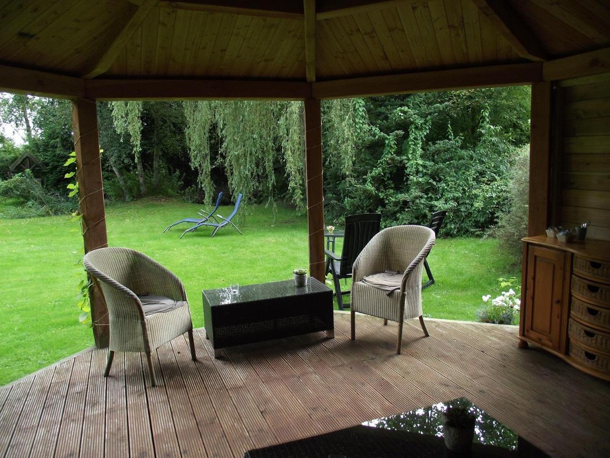 Vakantiehuisjes Landgoed Sonneborghe Kollumerzwaag Esterno foto