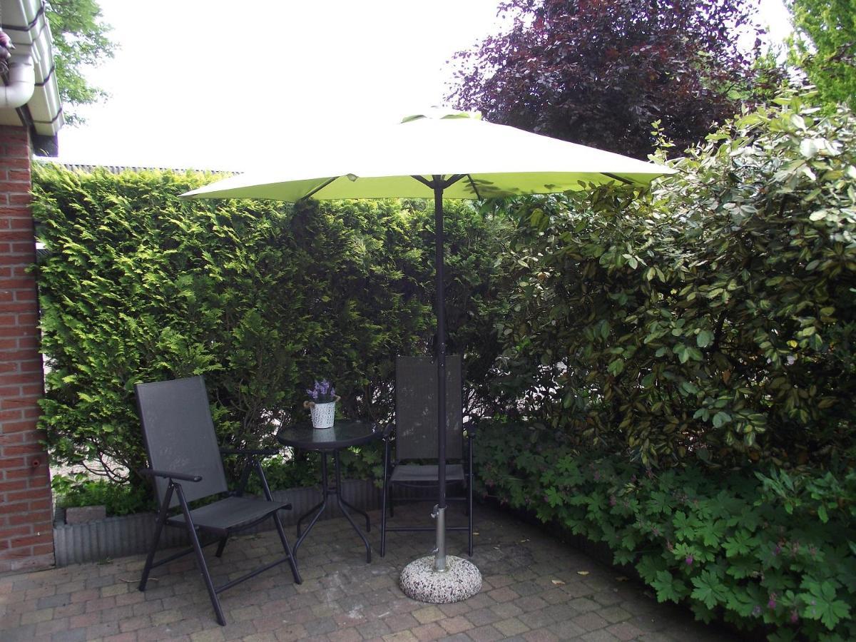 Vakantiehuisjes Landgoed Sonneborghe Kollumerzwaag Esterno foto