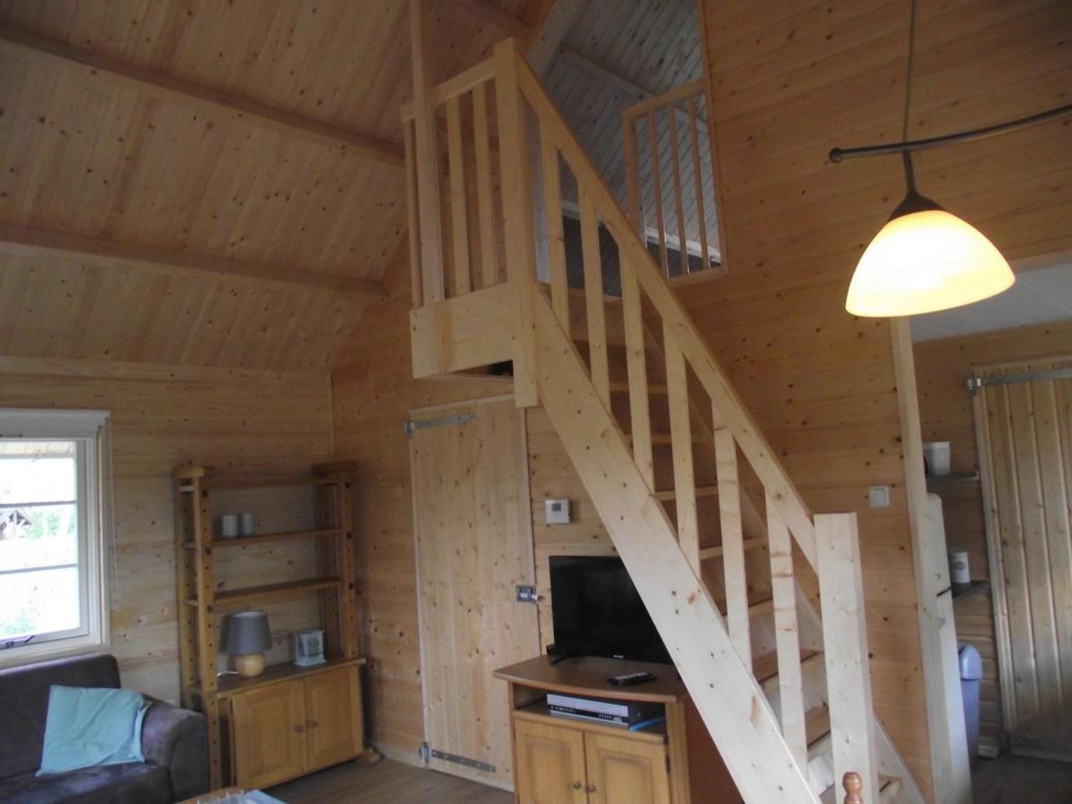 Vakantiehuisjes Landgoed Sonneborghe Kollumerzwaag Esterno foto